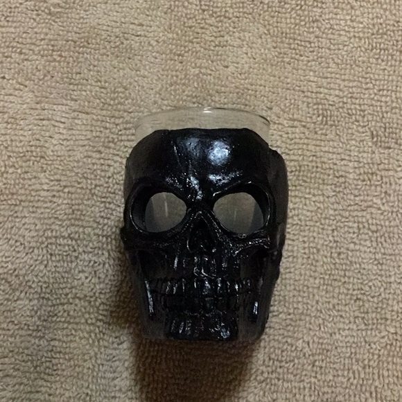EARTHBOUND Other - NWT Skull Shot Glasses